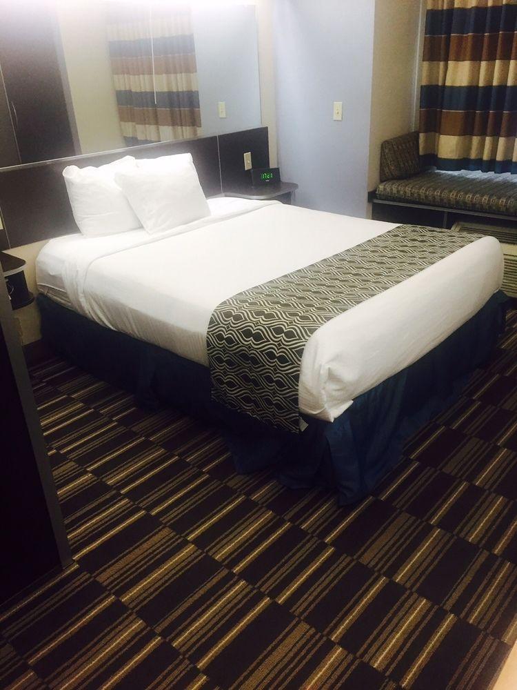 Microtel Inn And Suites Baton Rouge Airport Екстер'єр фото